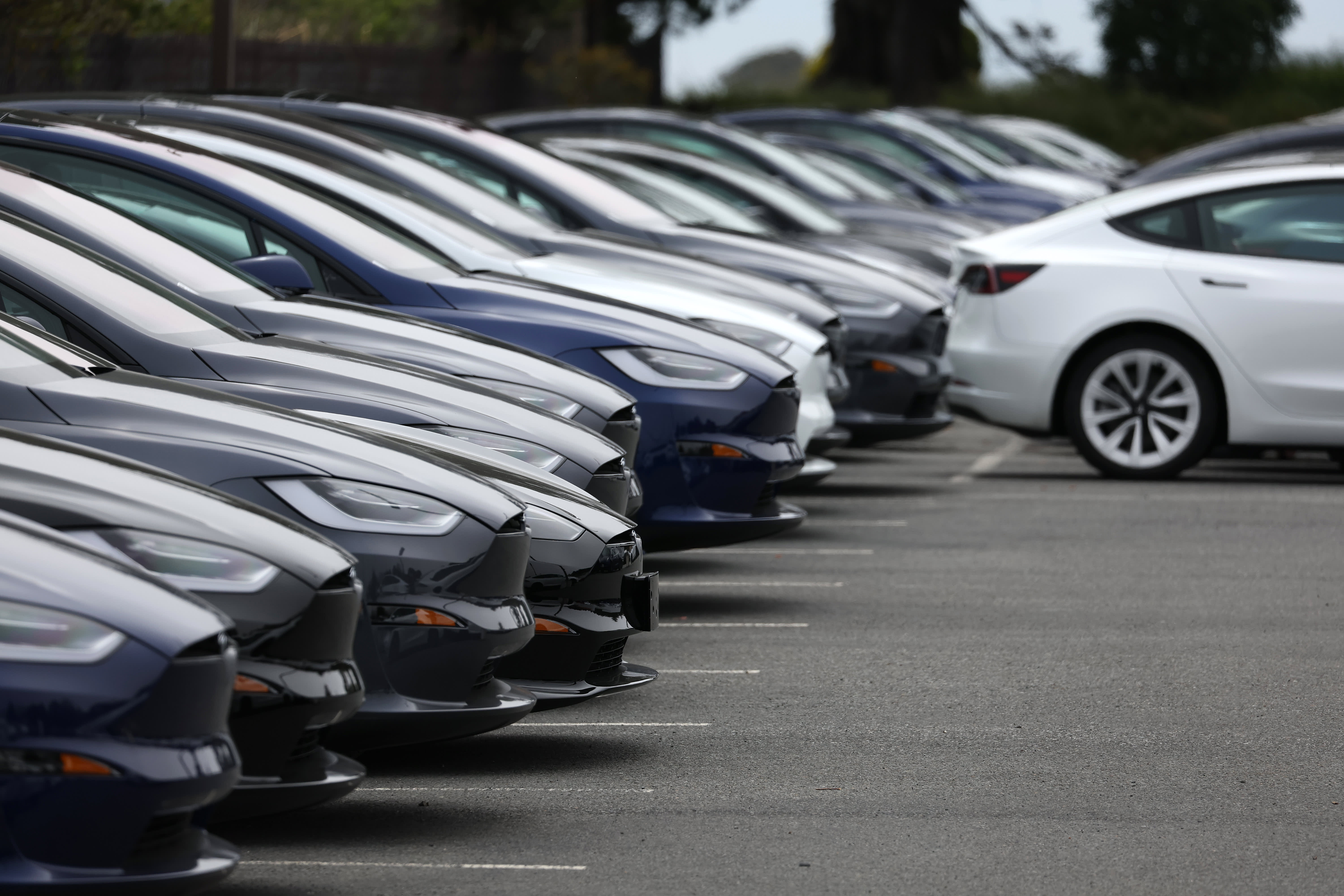 Why EVs have a leasing problem