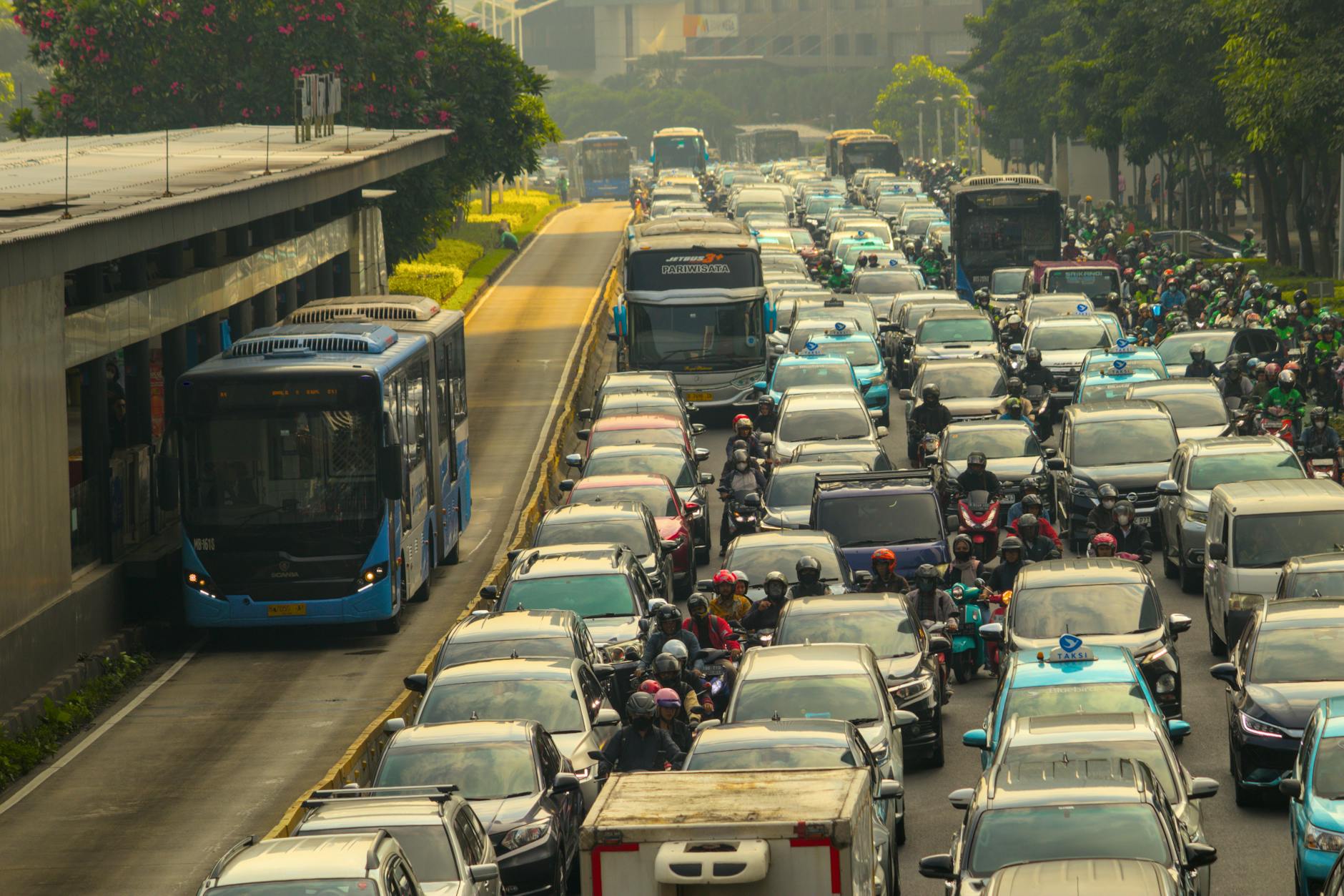 Heavy traffic congestion on urban highway during morning rush hour
