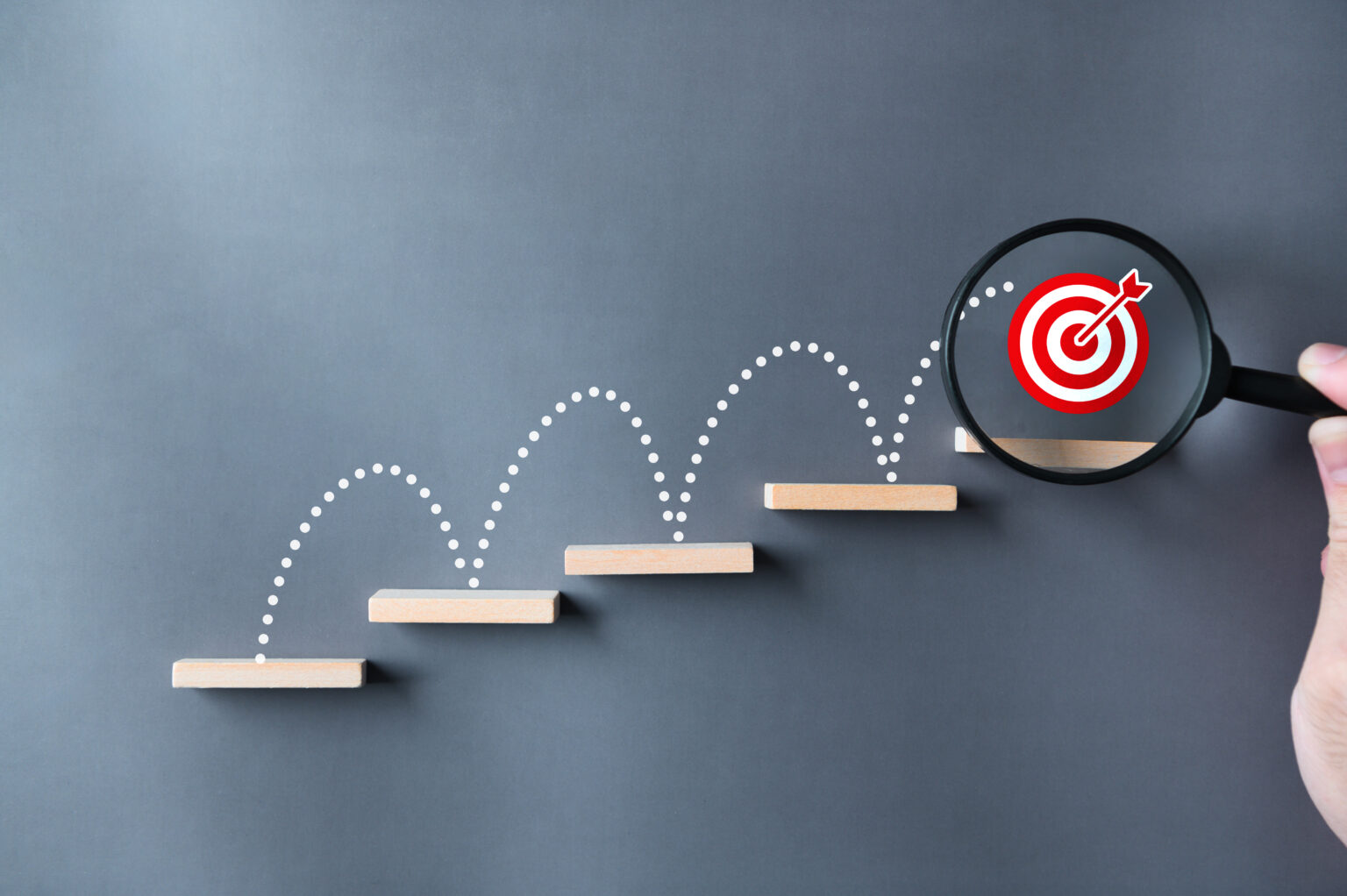 Best 2 Blue Chip Stocks to Buy After Last Week's Market Pullback