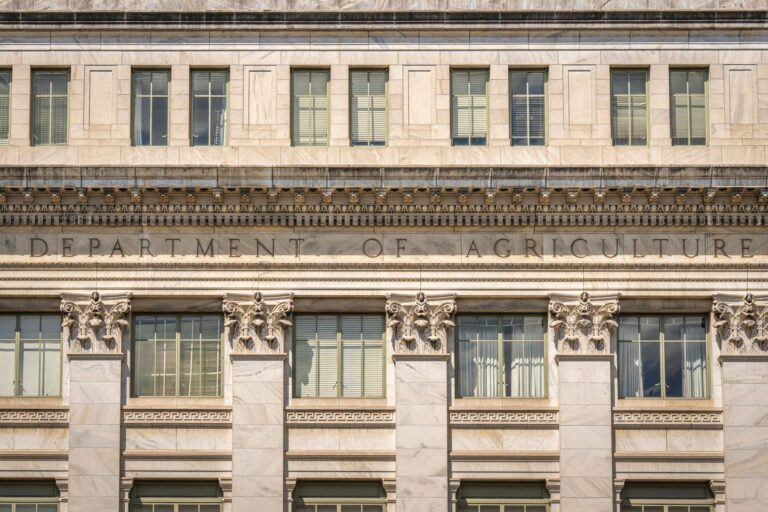Exterior of the Federal Reserve building in Washington D.C.