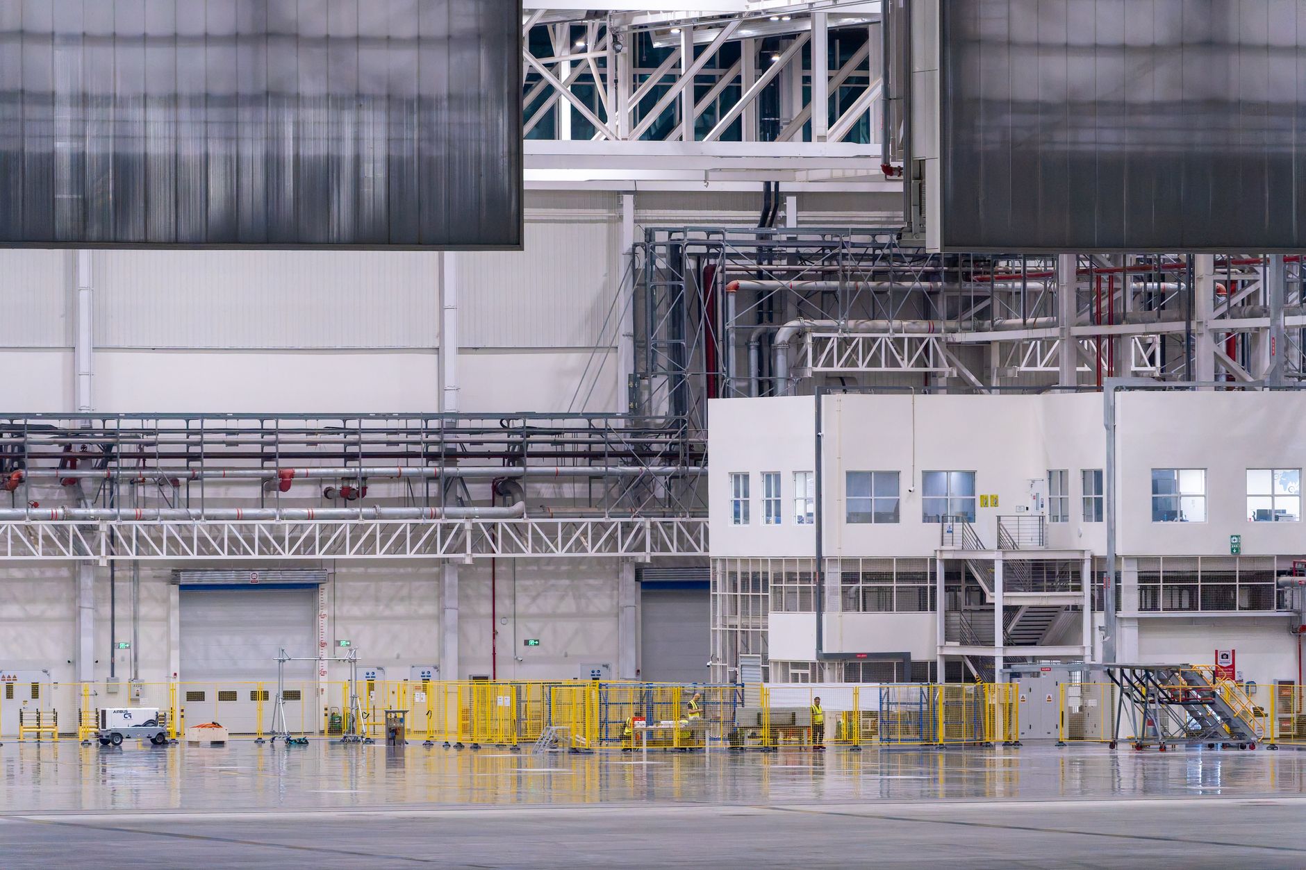Large industrial semiconductor manufacturing facility with clean room equipment