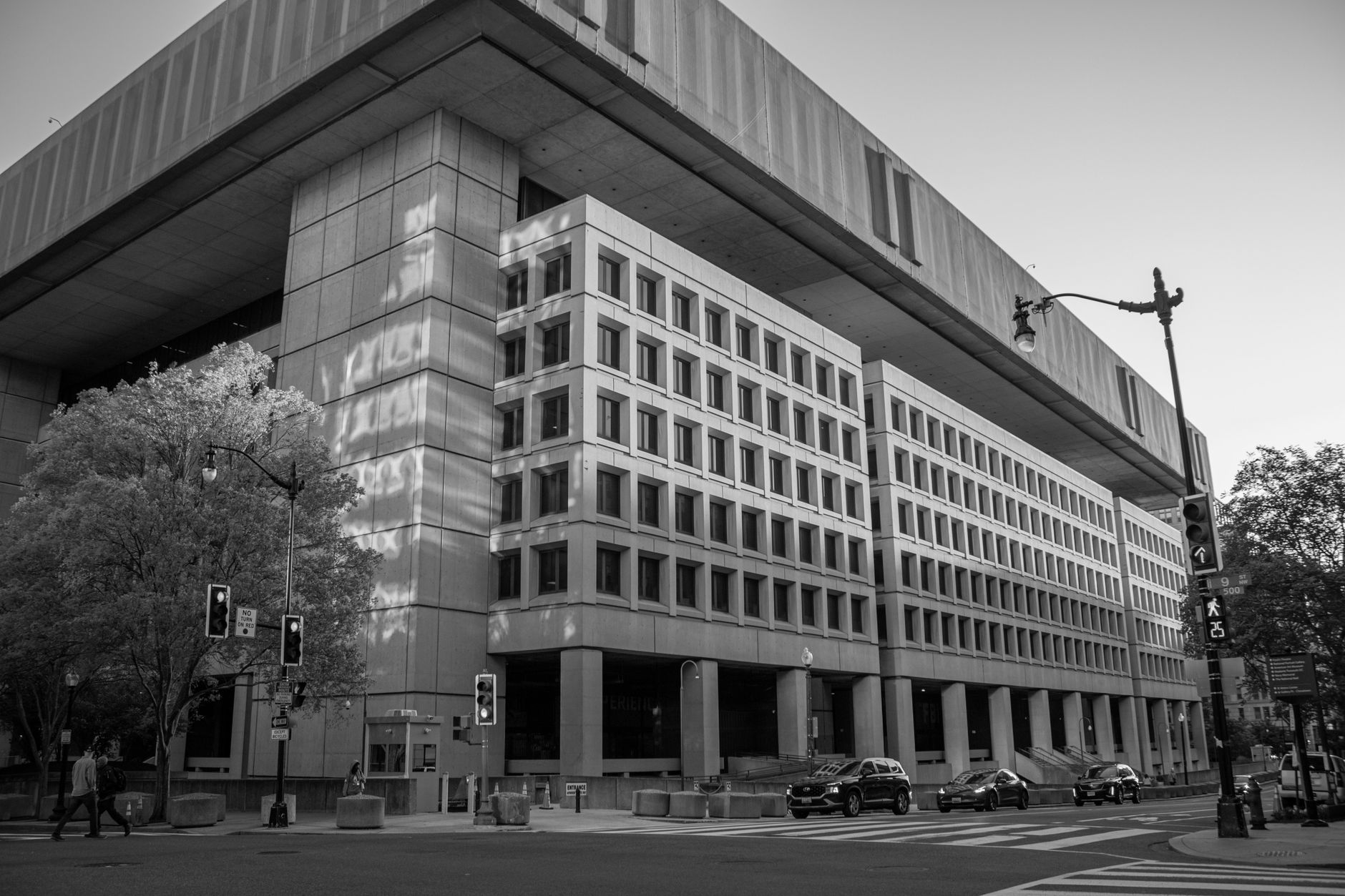 Exterior of a central bank building symbolizing monetary policy independence
