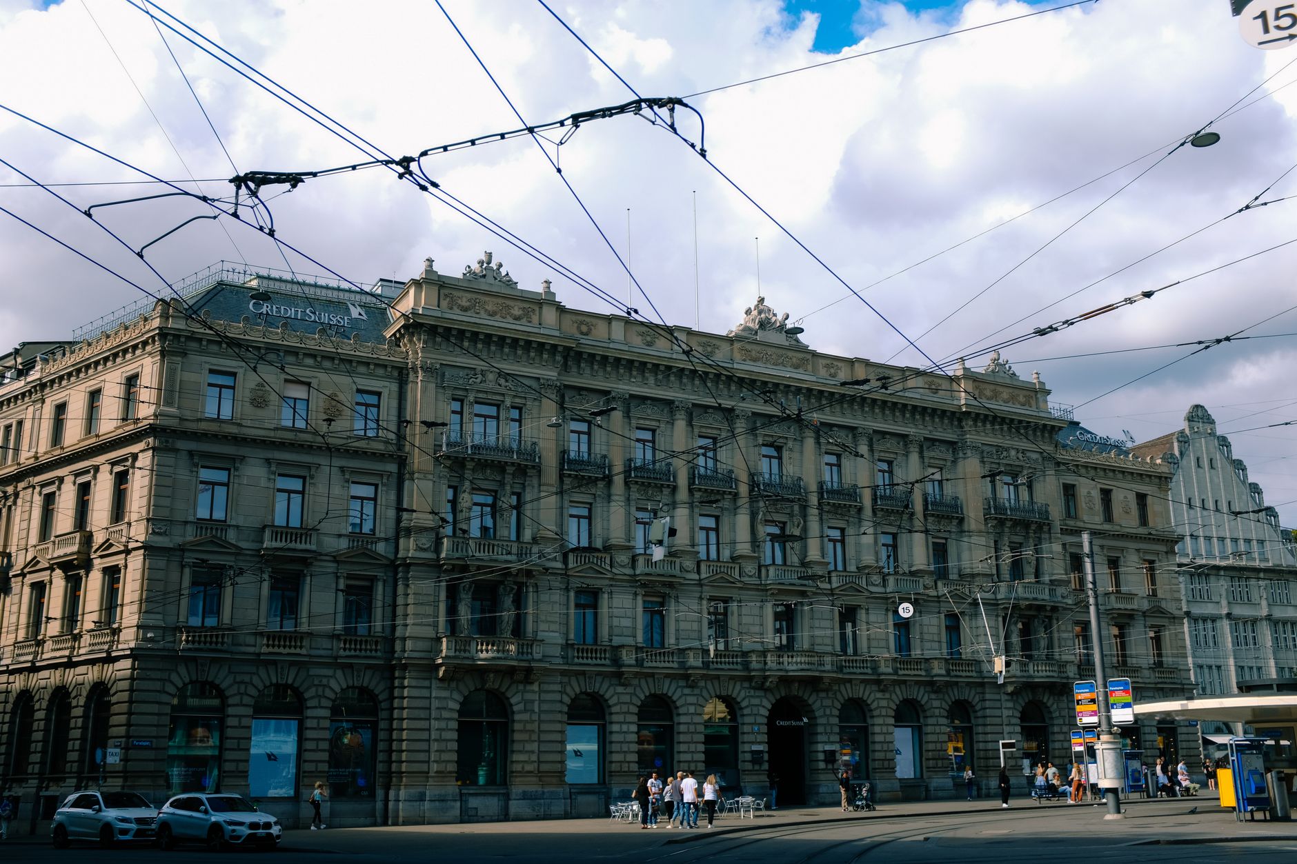 Exterior of a central bank building symbolizing sovereign financial institutions
